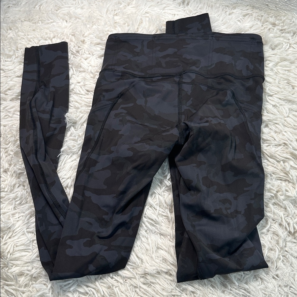 Lululemon Fast and Free Tight 31" *Non-Reflective Incognito Camo Multi Grey - Picture 5 of 6